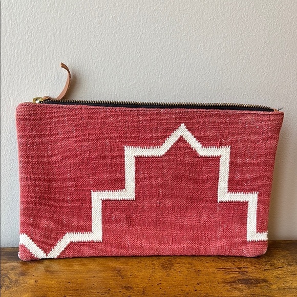 Handbags - Red and White Geometric Clutch
